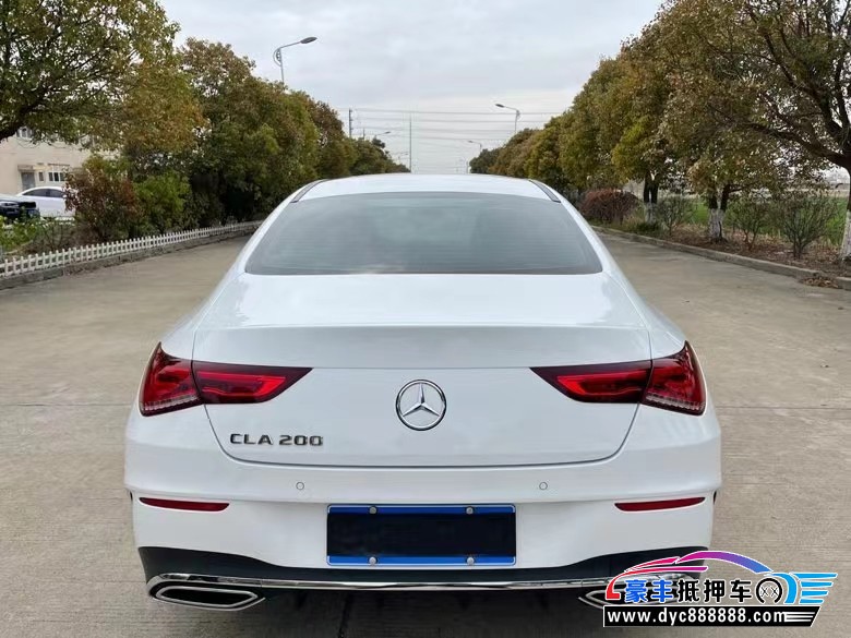 21年奔驰CLA轿车抵押车出售