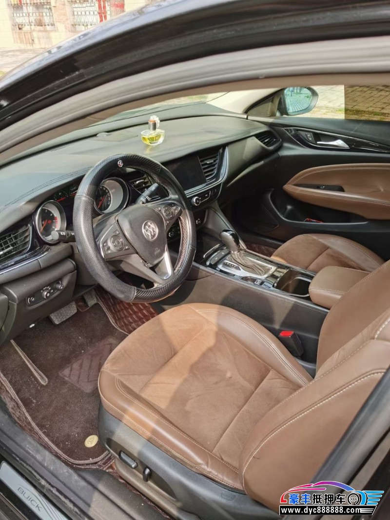 19年别克君威轿车抵押车出售