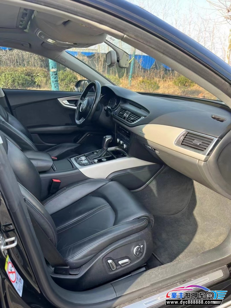 18年奥迪A7轿车抵押车出售