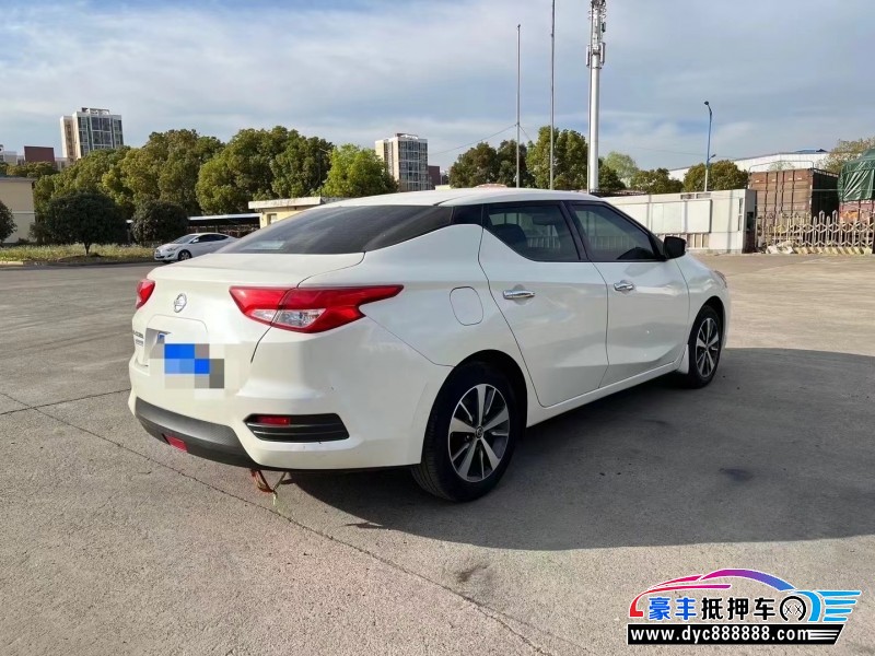 19年日产蓝鸟轿车抵押车出售