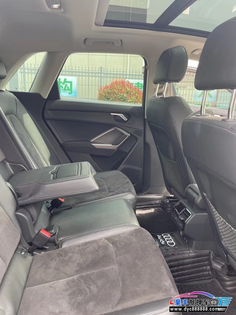 20年奥迪Q3轿车抵押车出售