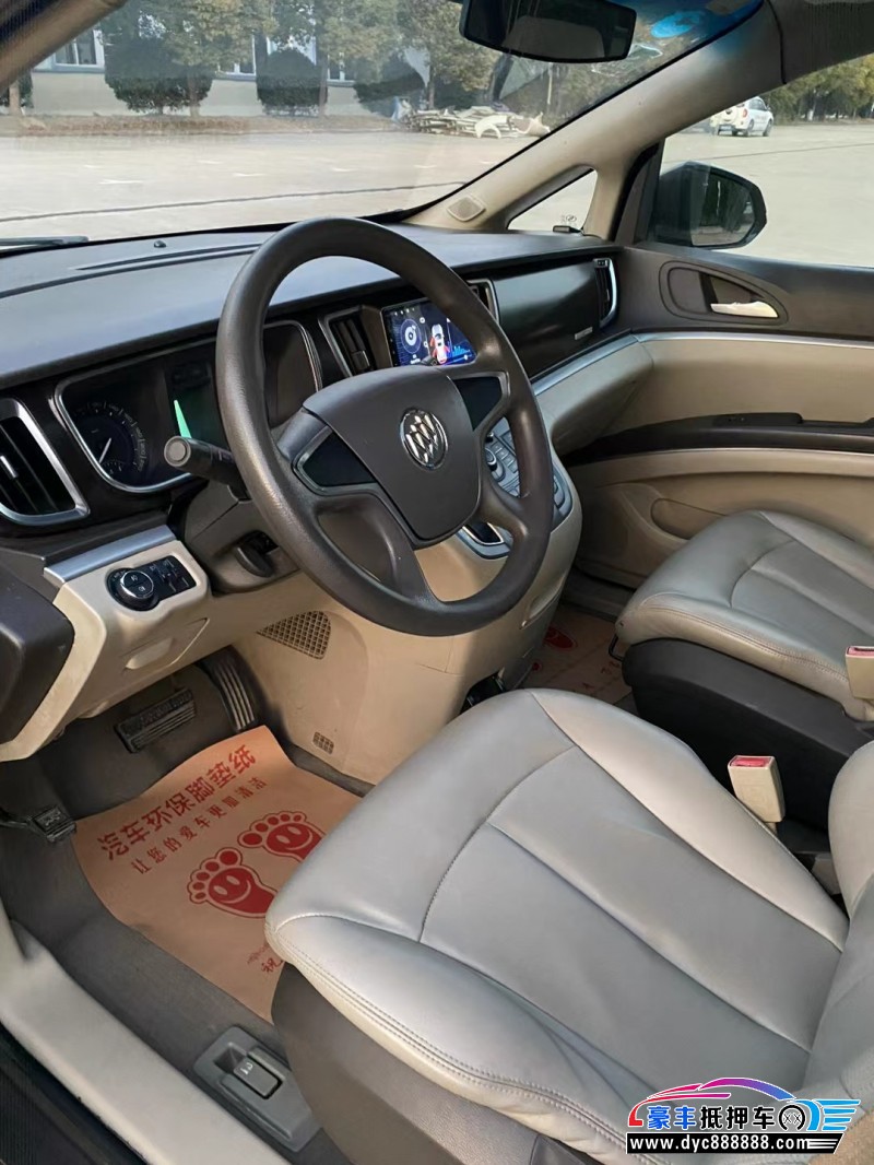 14年别克GL8轿车抵押车出售