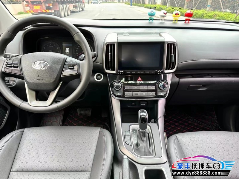 19年现代ix35轿车抵押车出售