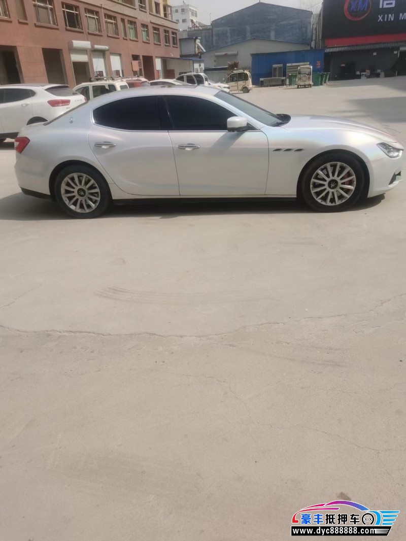 14年玛莎拉蒂Ghibli轿车抵押车出售