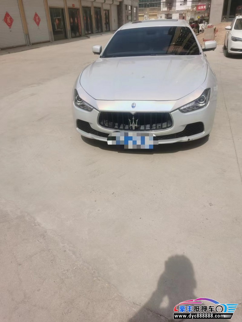 14年玛莎拉蒂Ghibli轿车抵押车出售