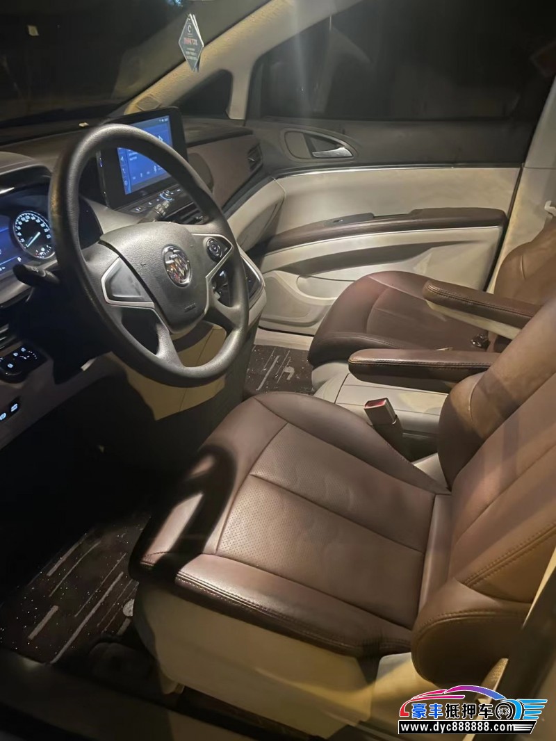 22年别克GL8MPV抵押车出售