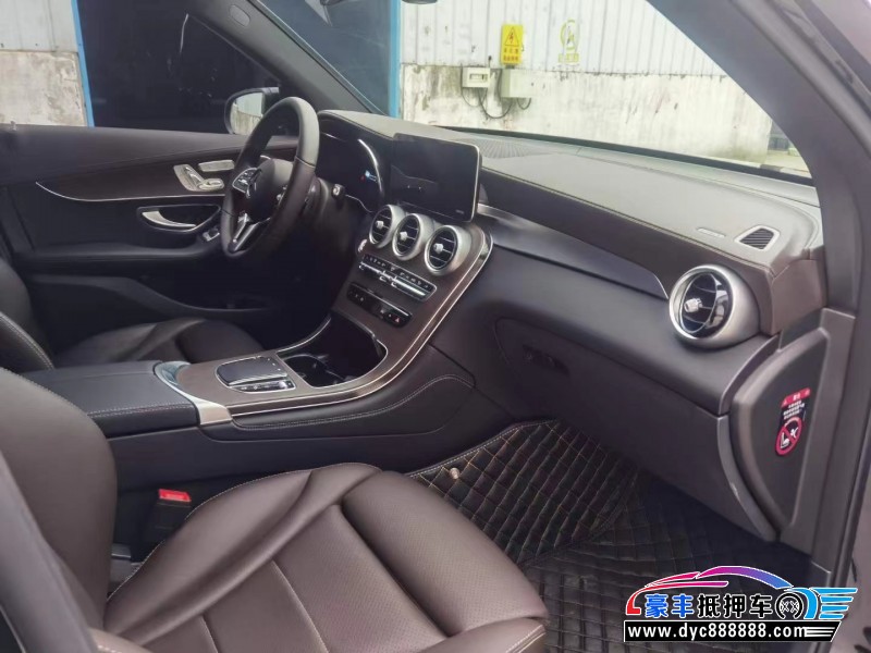 20年奔驰GLC轿车抵押车出售