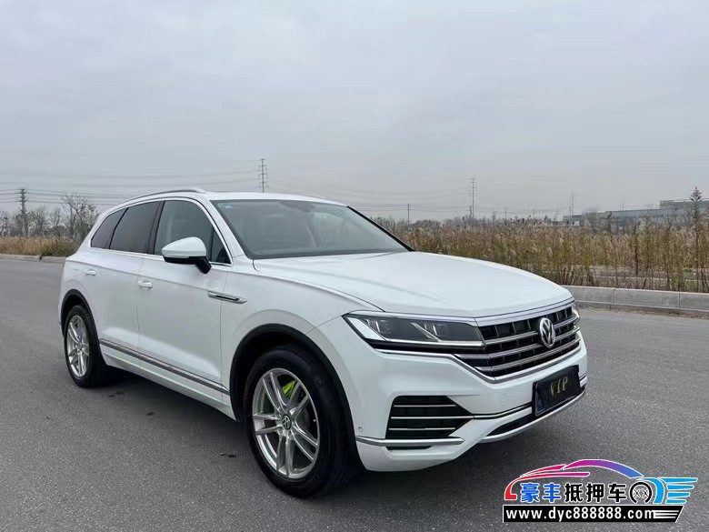 20年大众途锐轿车抵押车出售