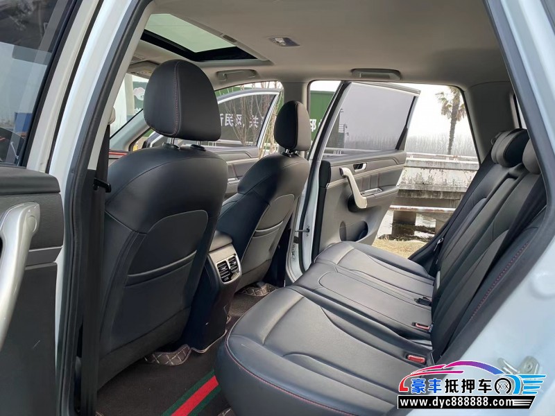 19年长城M6轿车抵押车出售