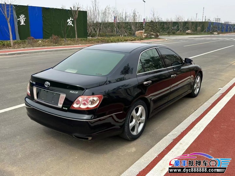 10年丰田锐志轿车抵押车出售