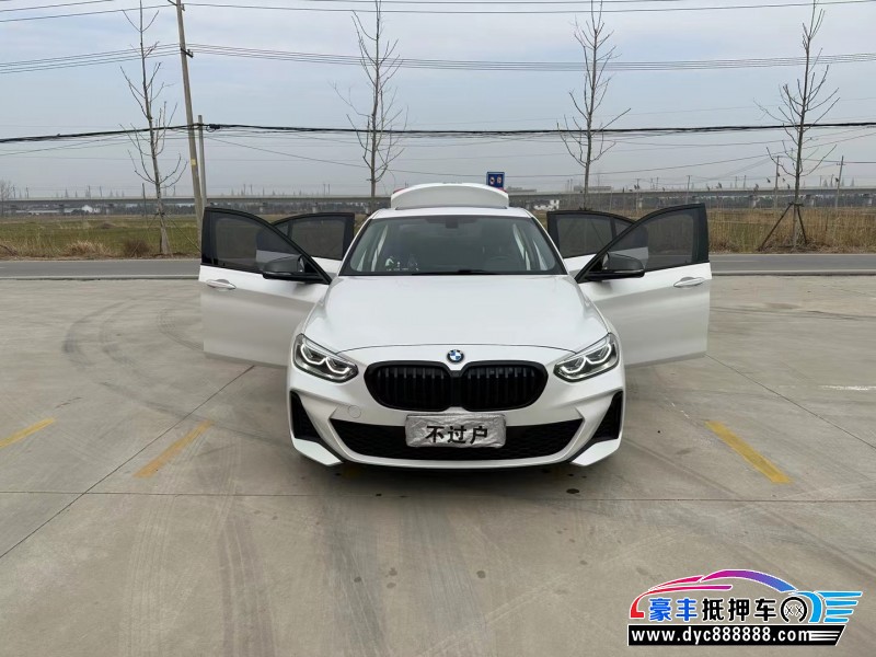 21年宝马1系轿车抵押车出售