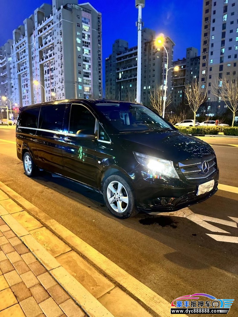 17年奔驰威霆SUV抵押车出售