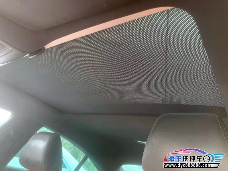 13年大众CC轿车抵押车出售