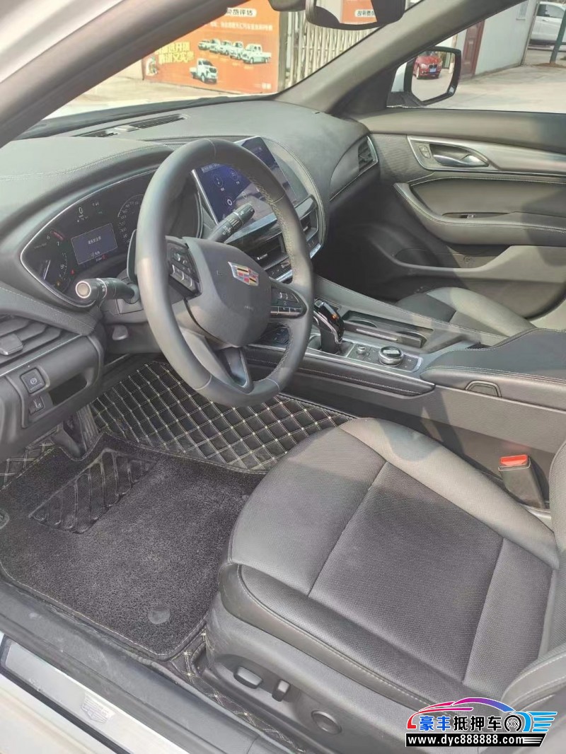 22年凯迪拉克CT5轿车抵押车出售