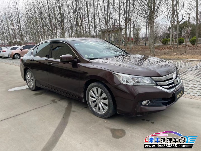 15年本田雅阁轿车抵押车出售