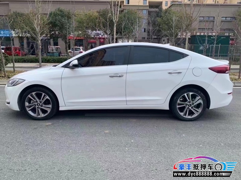 18年现代领动轿车抵押车出售