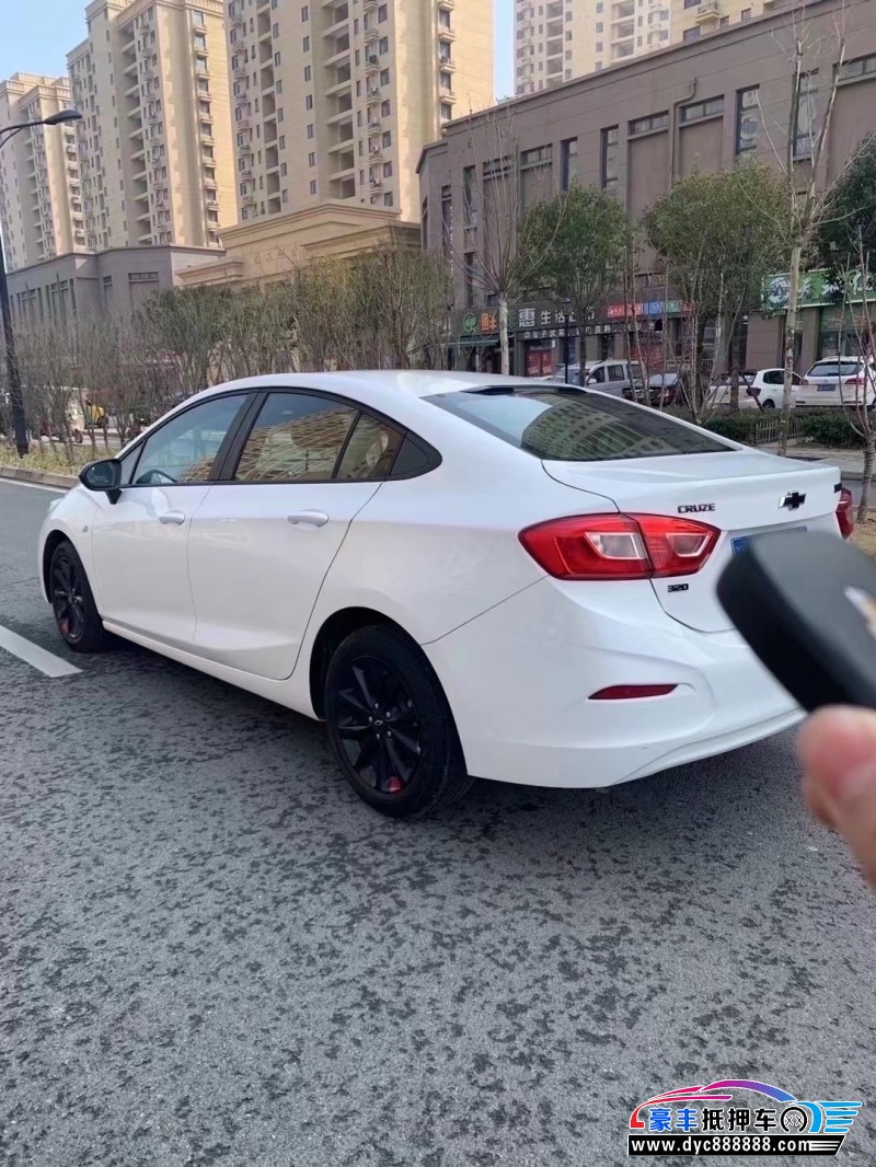 18年雪佛兰科鲁兹轿车抵押车出售