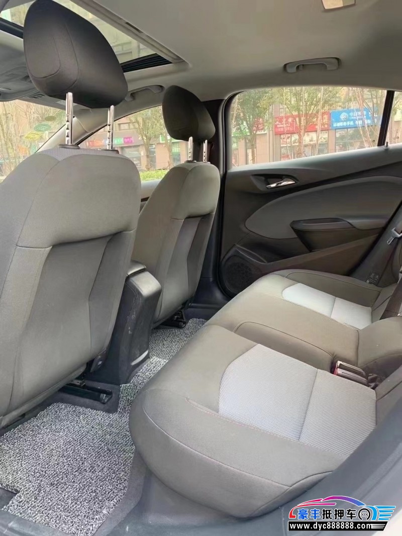 18年雪佛兰科鲁兹轿车抵押车出售