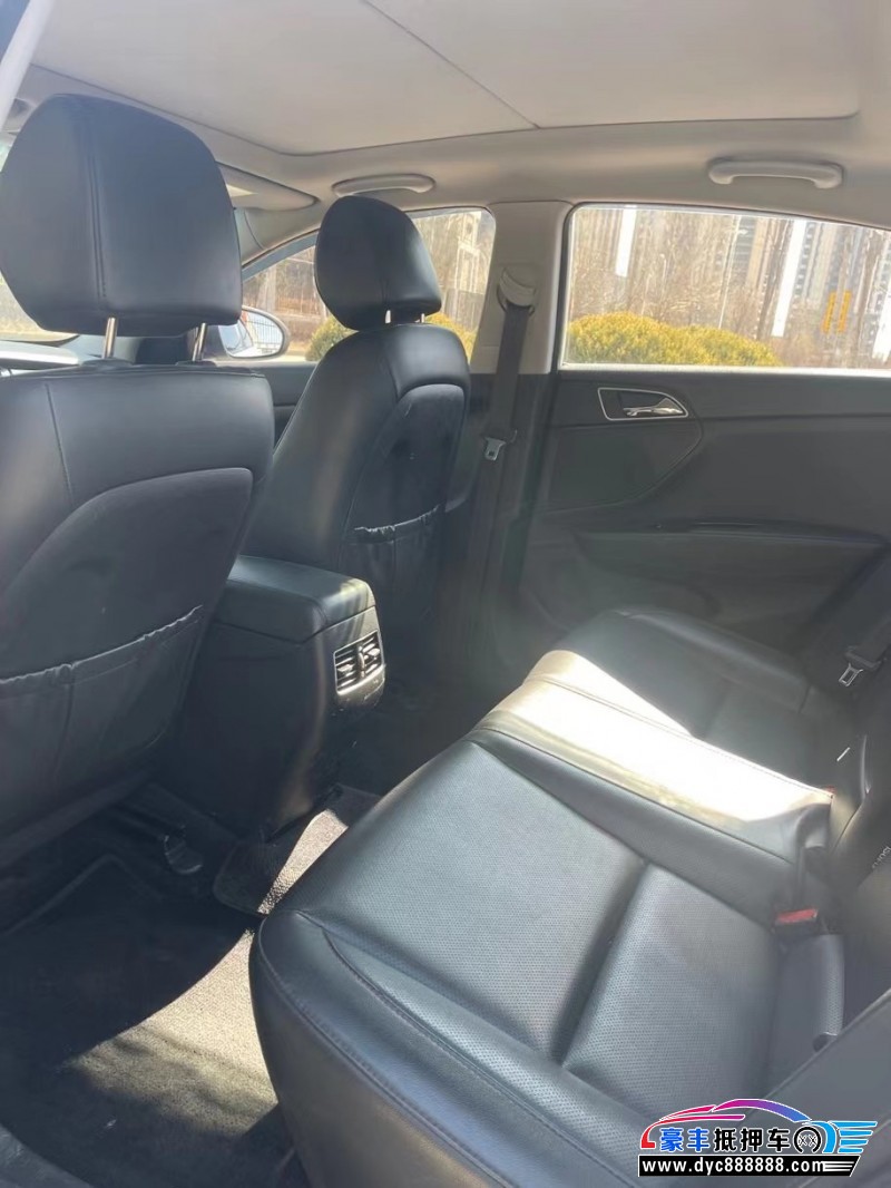 18年现代名图轿车抵押车出售