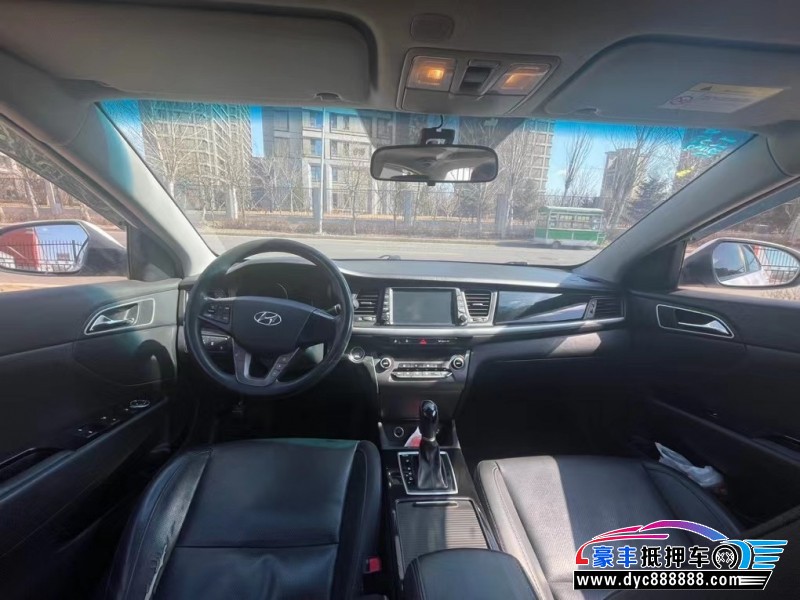 18年现代名图轿车抵押车出售