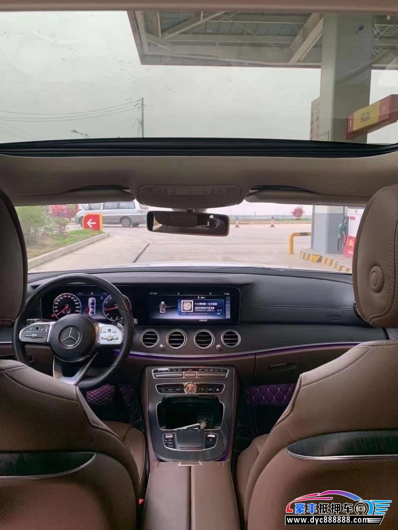 19年奔驰E轿车抵押车出售