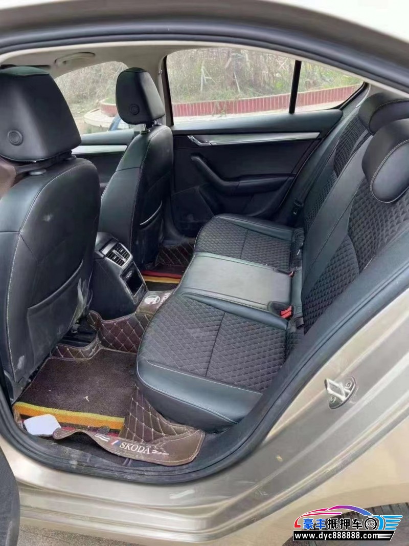 19年斯柯达明锐轿车抵押车出售