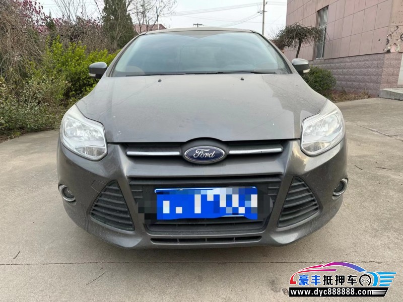 15年福特福克斯轿车抵押车出售