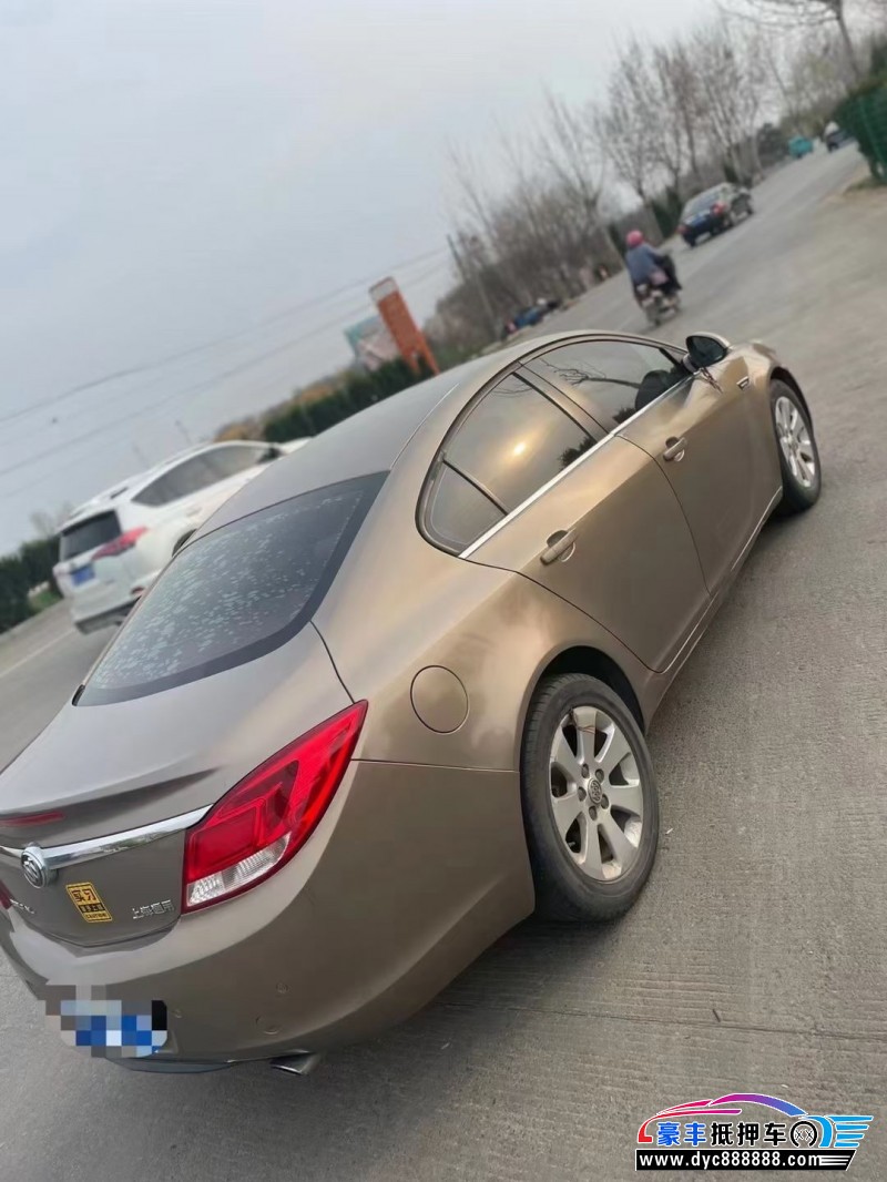 13年别克君威轿车抵押车出售