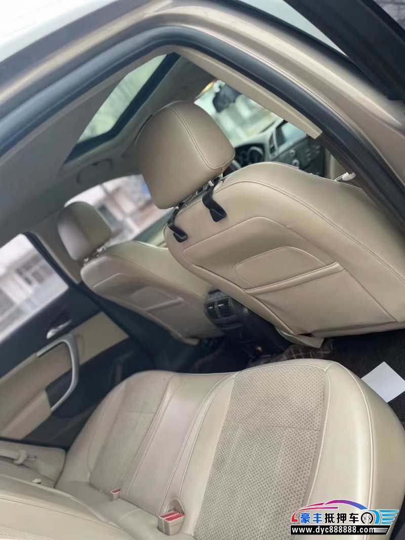 13年别克君威轿车抵押车出售