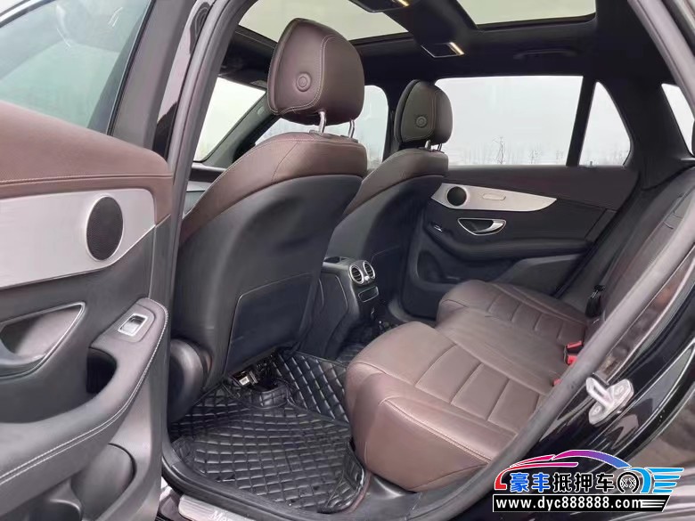 21年奔驰GLC轿车抵押车出售