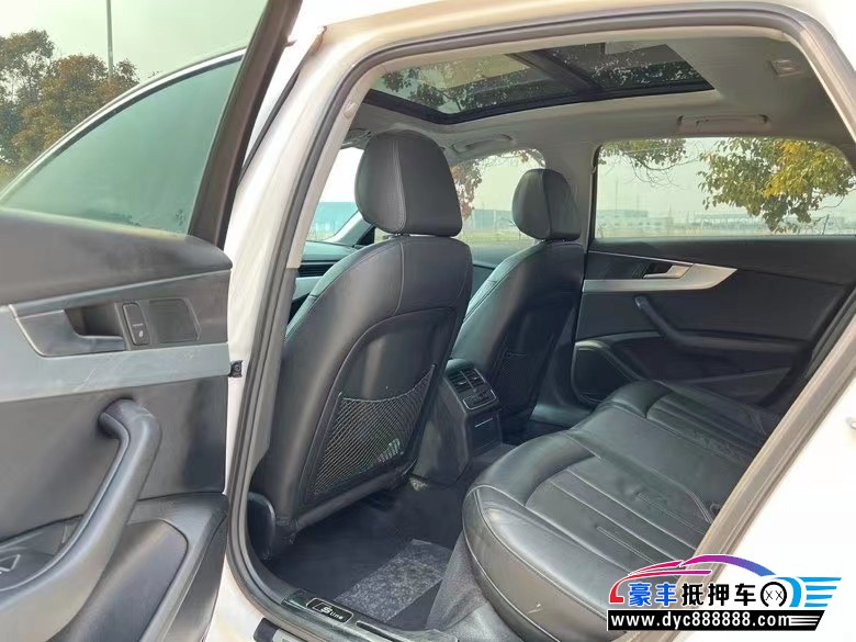 19年奥迪A4轿车抵押车出售