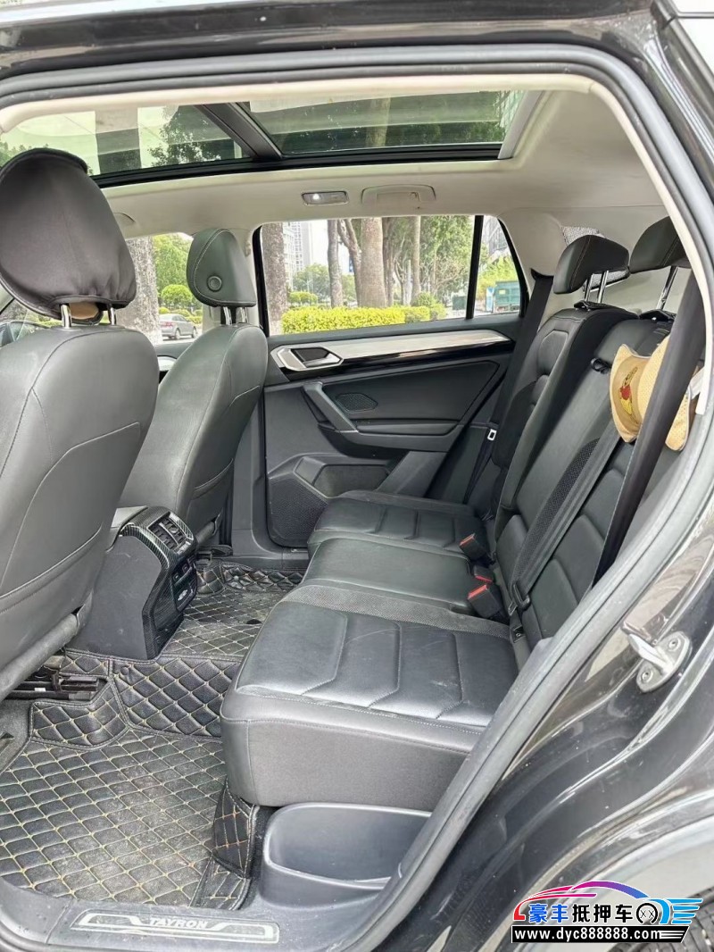 20年大众途岳轿车抵押车出售