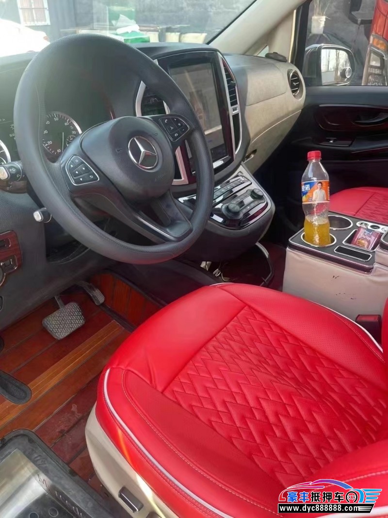 17年奔驰威霆MPV抵押车出售