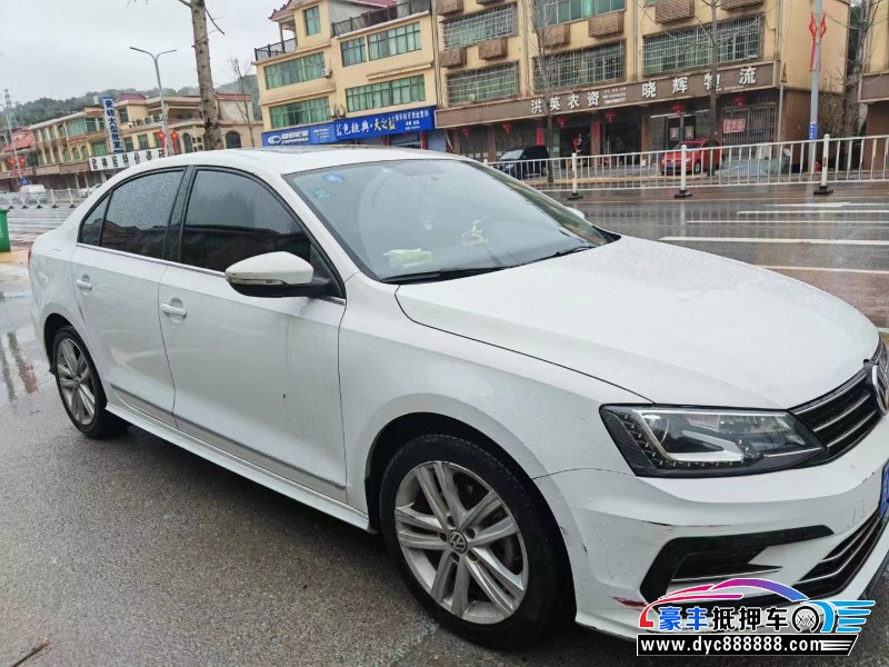 19年大众速腾轿车抵押车出售