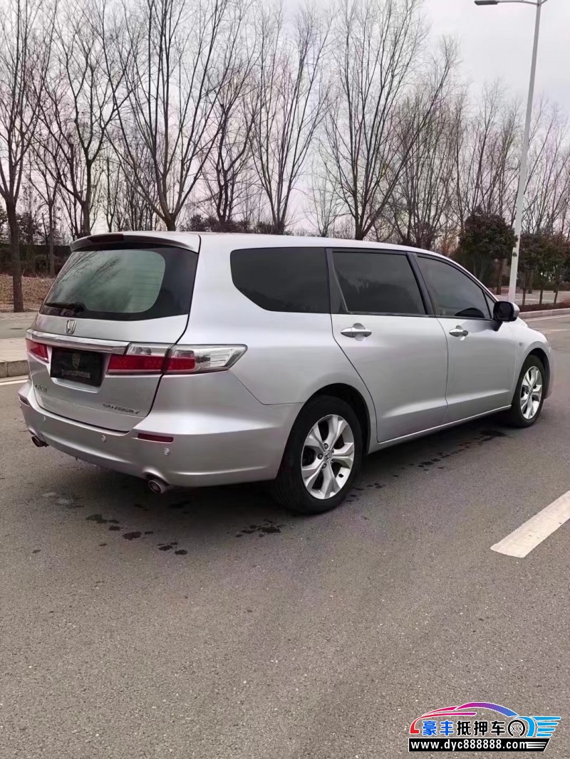 13年本田奥德赛MPV抵押车出售
