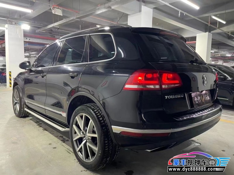 16年大众途锐轿车抵押车出售