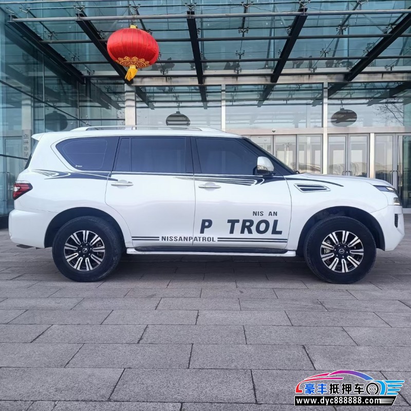 20年日产途乐轿车抵押车出售