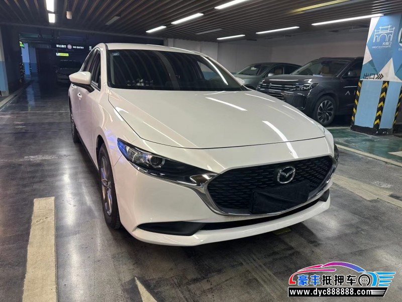 20年马自达昂克赛拉轿车抵押车出售