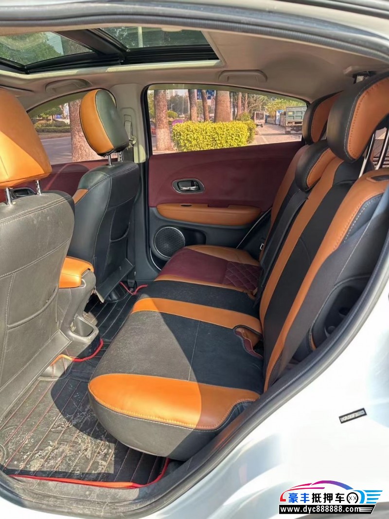 15年本田缤智轿车抵押车出售