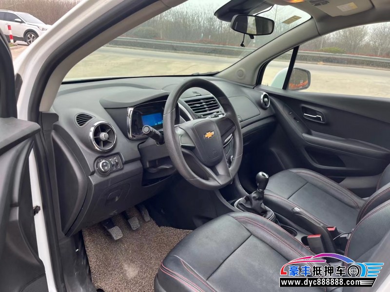 15年雪佛兰创酷轿车抵押车出售