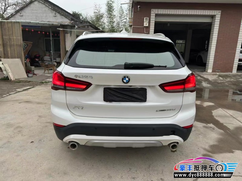 20年宝马X1轿车抵押车出售