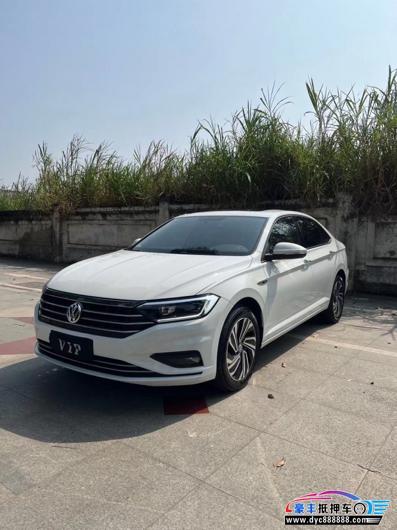 21年大众速腾轿车抵押车出售