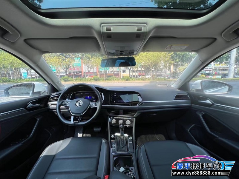 21年大众速腾轿车抵押车出售