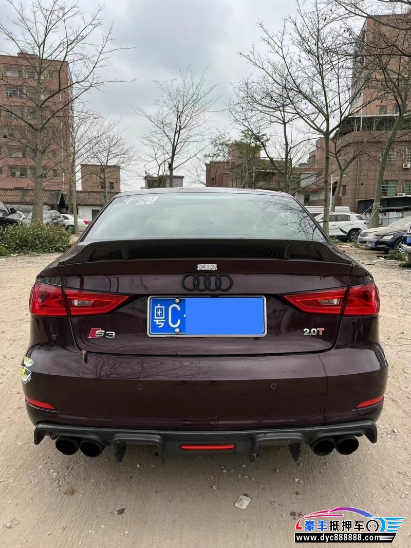 17年奥迪TT轿车抵押车出售