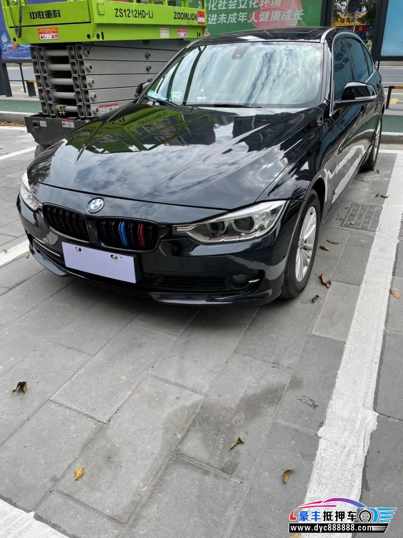 12年宝马3系轿车抵押车出售