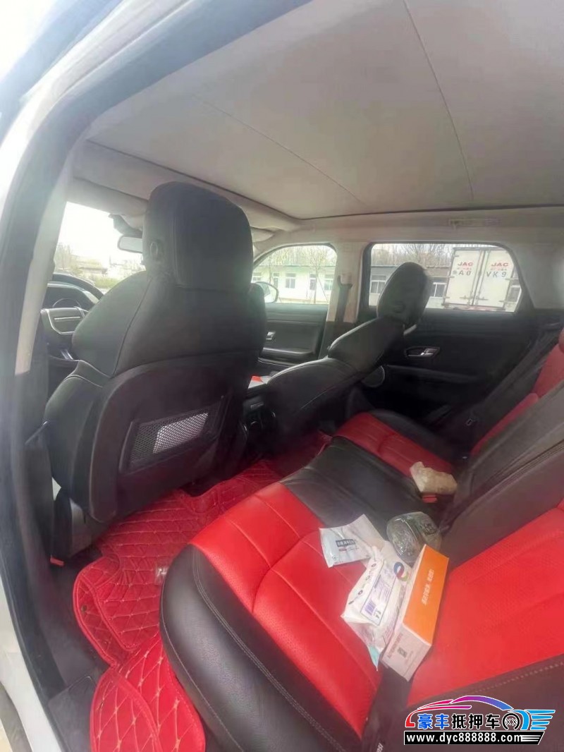 17年路虎揽胜极光SUV抵押车出售