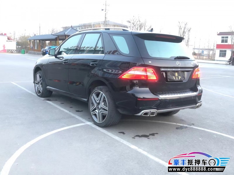 15年奔驰ML轿车抵押车出售