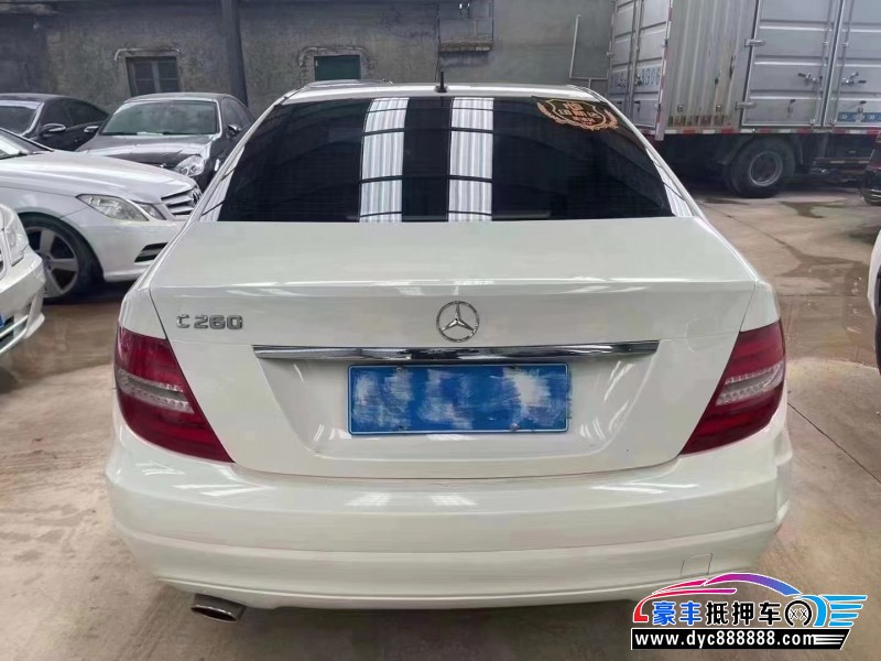 13年奔驰C轿车抵押车出售