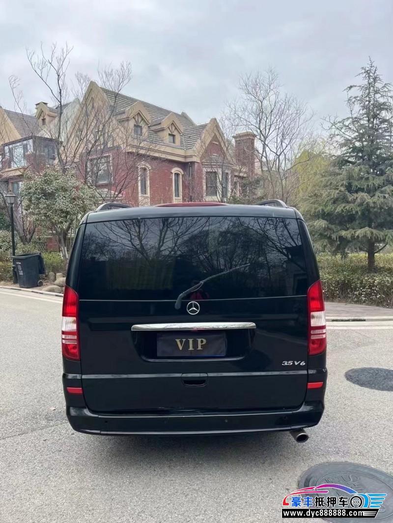 13年奔驰唯雅诺MPV抵押车出售