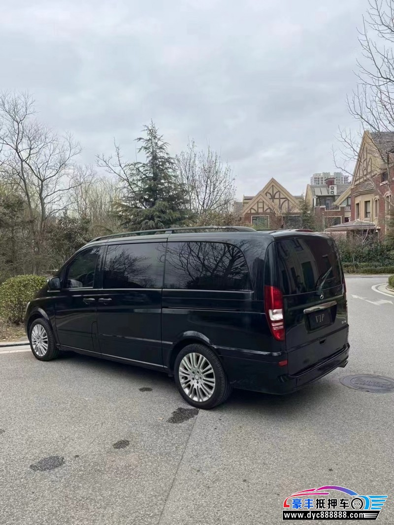 13年奔驰唯雅诺MPV抵押车出售